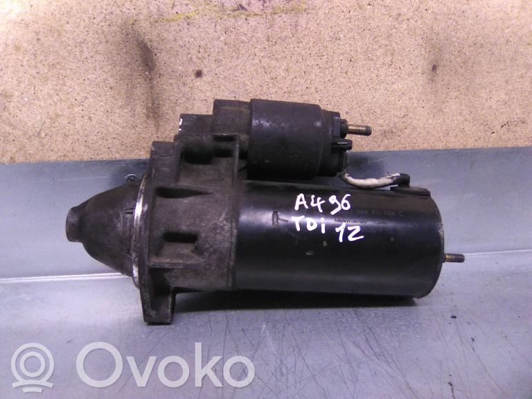 Motor de arranque   068911024C