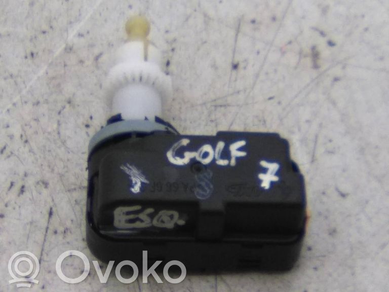 Volkswagen Golf VII Motor reglare nivel far 