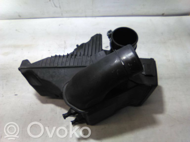 Renault Clio III Luftfilterkasten 