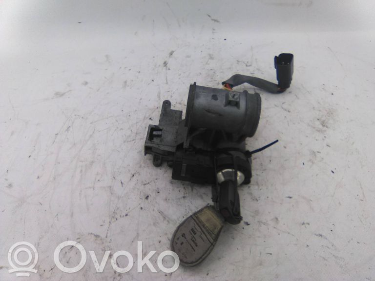 Ignition lock   NAOVISIVEL