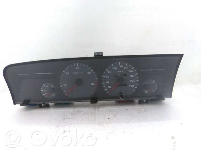 Citroen Xantia Licznik / Prędkościomierz 