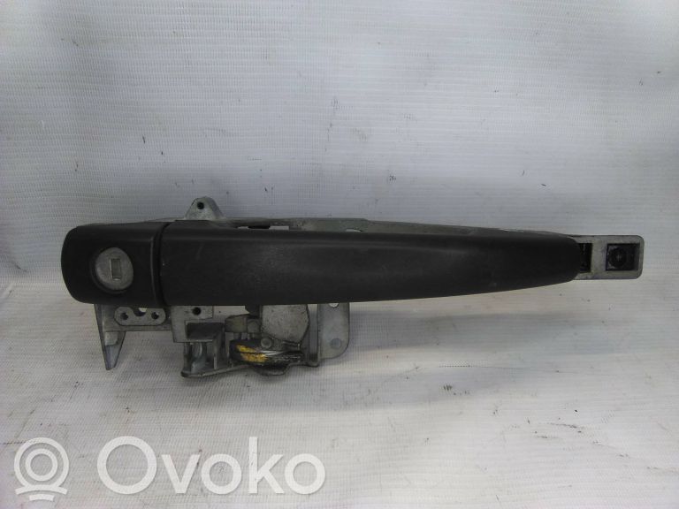 Etuoven ulkokahva