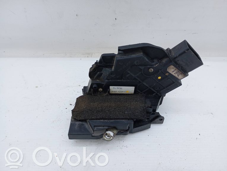 Etuoven lukko   3N6AA21812