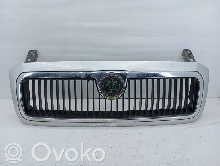 Skoda Felicia I Grille de calandre avant 