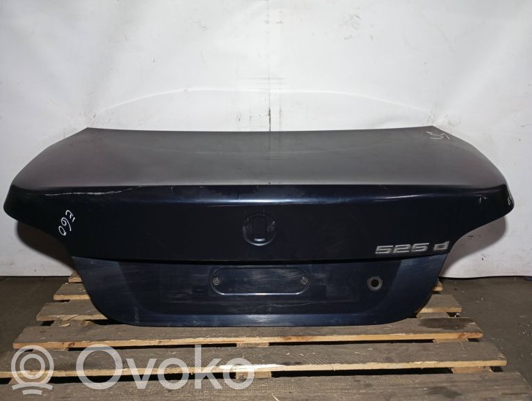 Tailgate/trunk/boot lid
