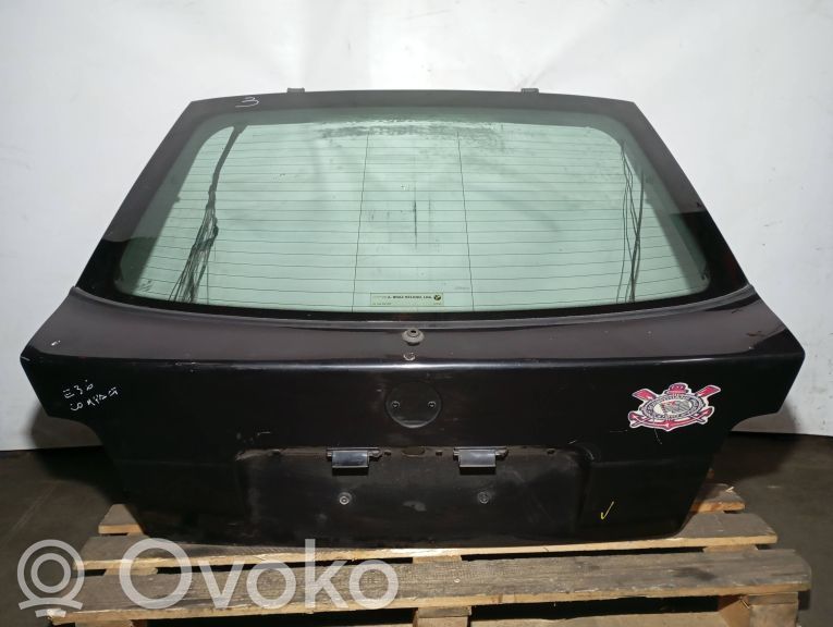 BMW 3 E36 Panou interior lateral hayon/capotă portbagaj