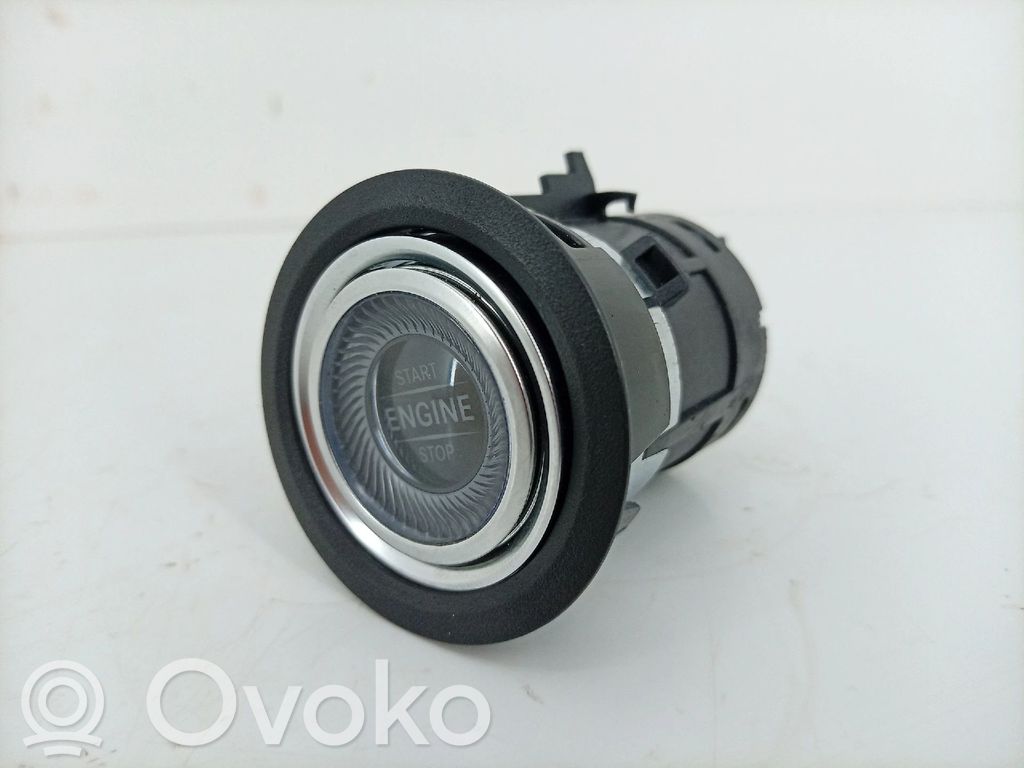Mercedes-Benz C W205 Buton pornire/oprire motor 