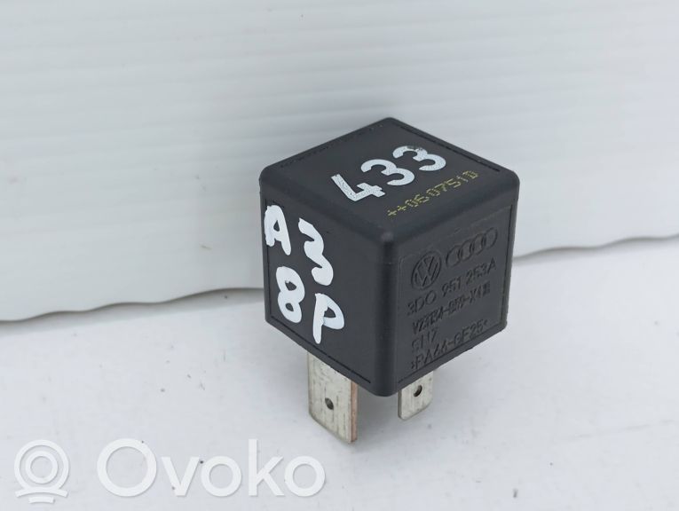 Audi A3 S3 8P Multifunctional control switch/knob 