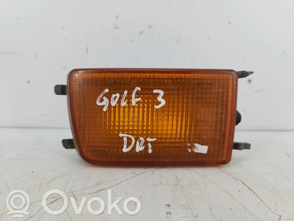 Volkswagen Golf III Blinker vorne Stoßstange