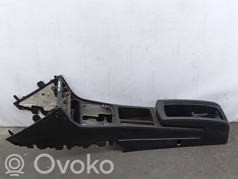 Volkswagen PASSAT B6 Consolă centrală 