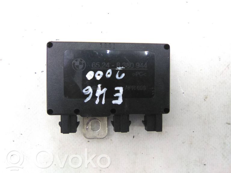 BMW 3 E46 Amplificator antenă aeriană 