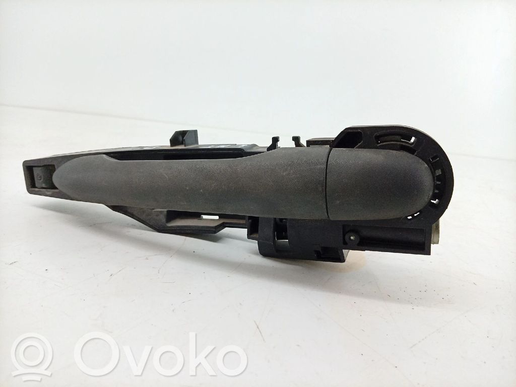 Liukuoven ulkokahva   8200497521