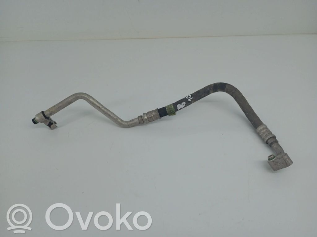 Mercedes-Benz C W203 Ilmastointilaitteen putki (A/C)