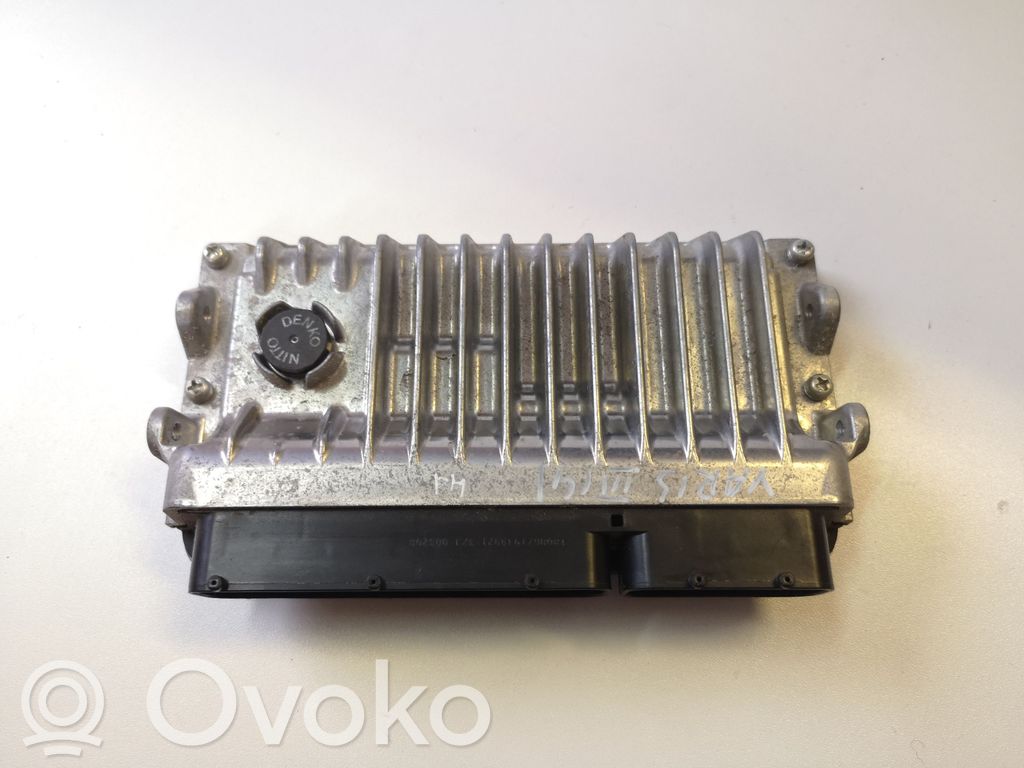Toyota Yaris Engine control unit/module 