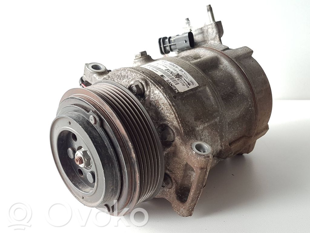 Jaguar F-Pace Air conditioning (A/C) compressor (pump) 