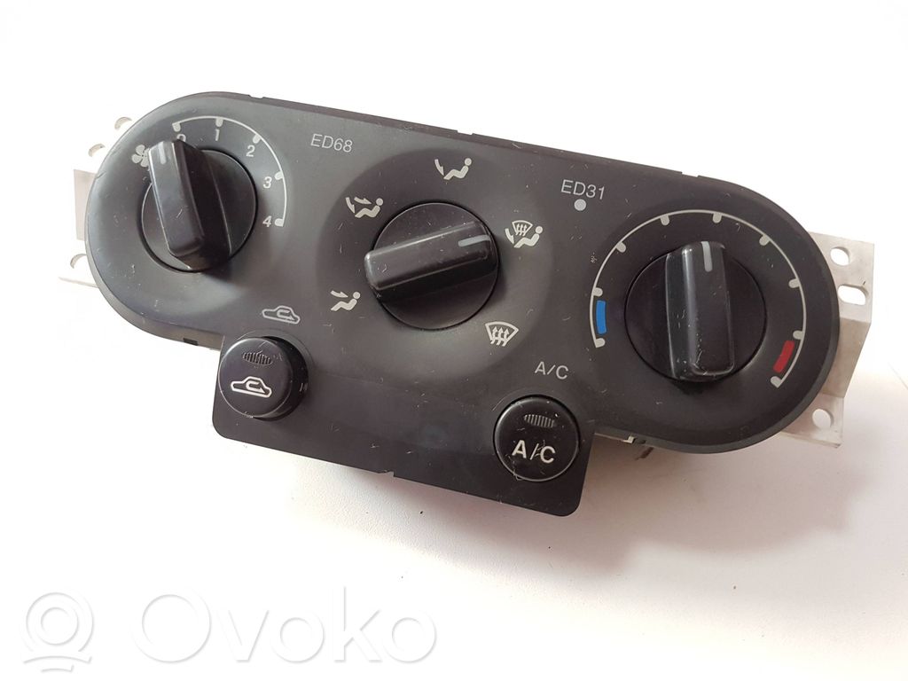 Ford Maverick Climate control unit 