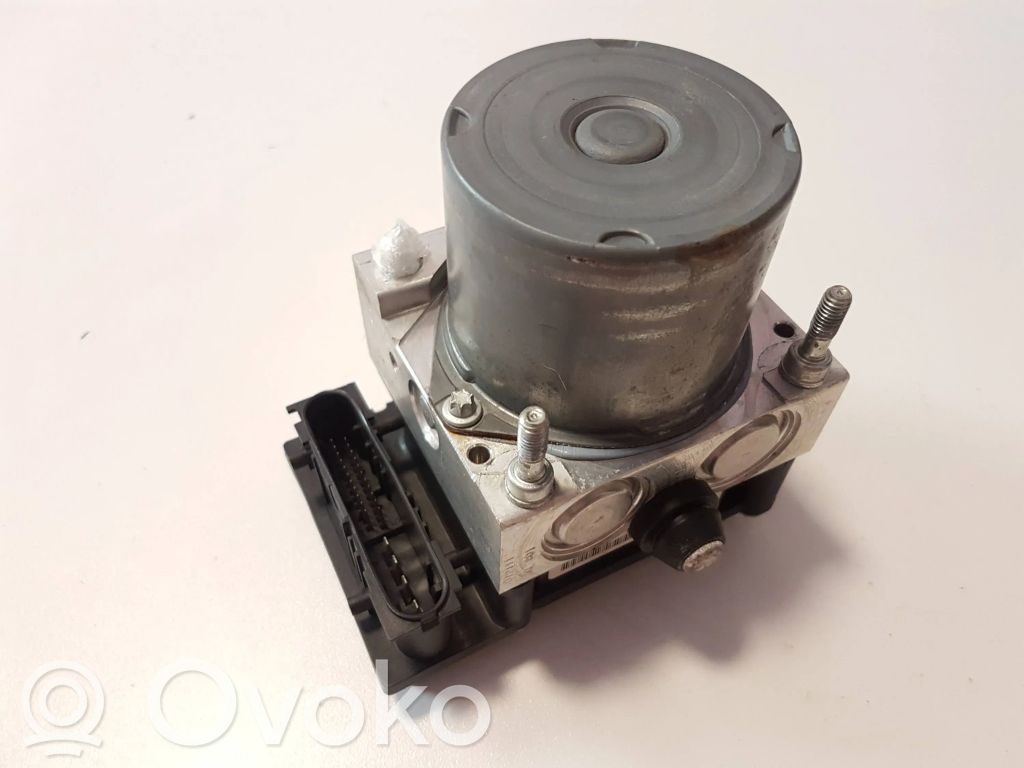 Subaru Outback ABS bloks 