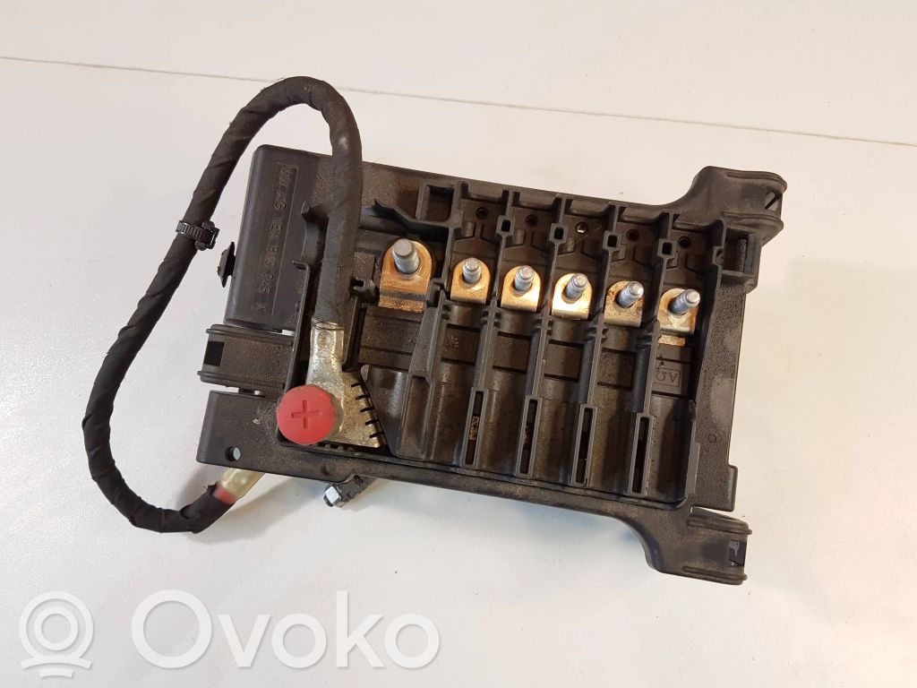 Volkswagen ID.4 Relé de control de corriente 