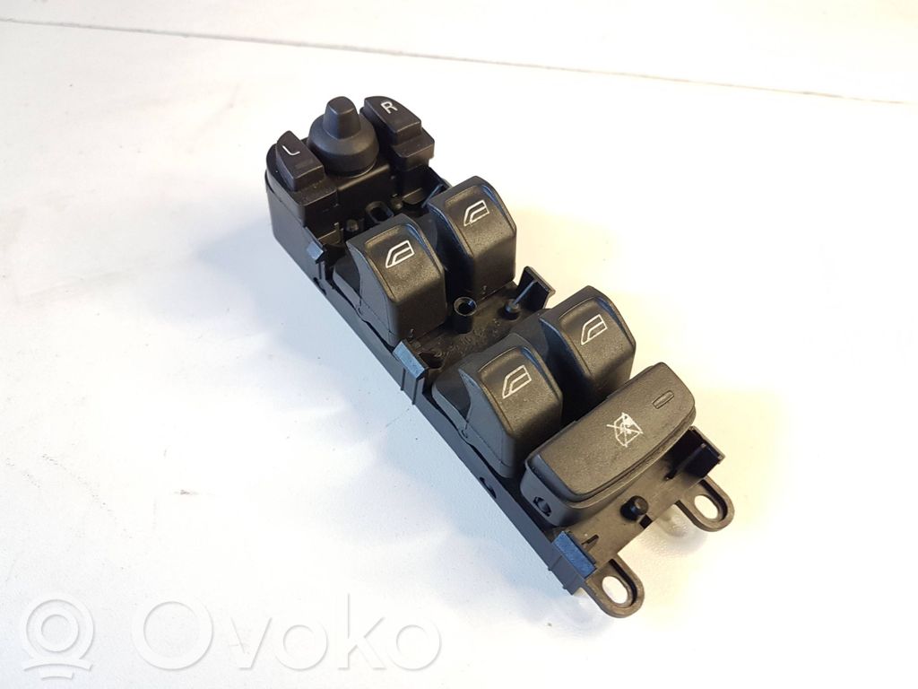 Electric window control switch   30773269
