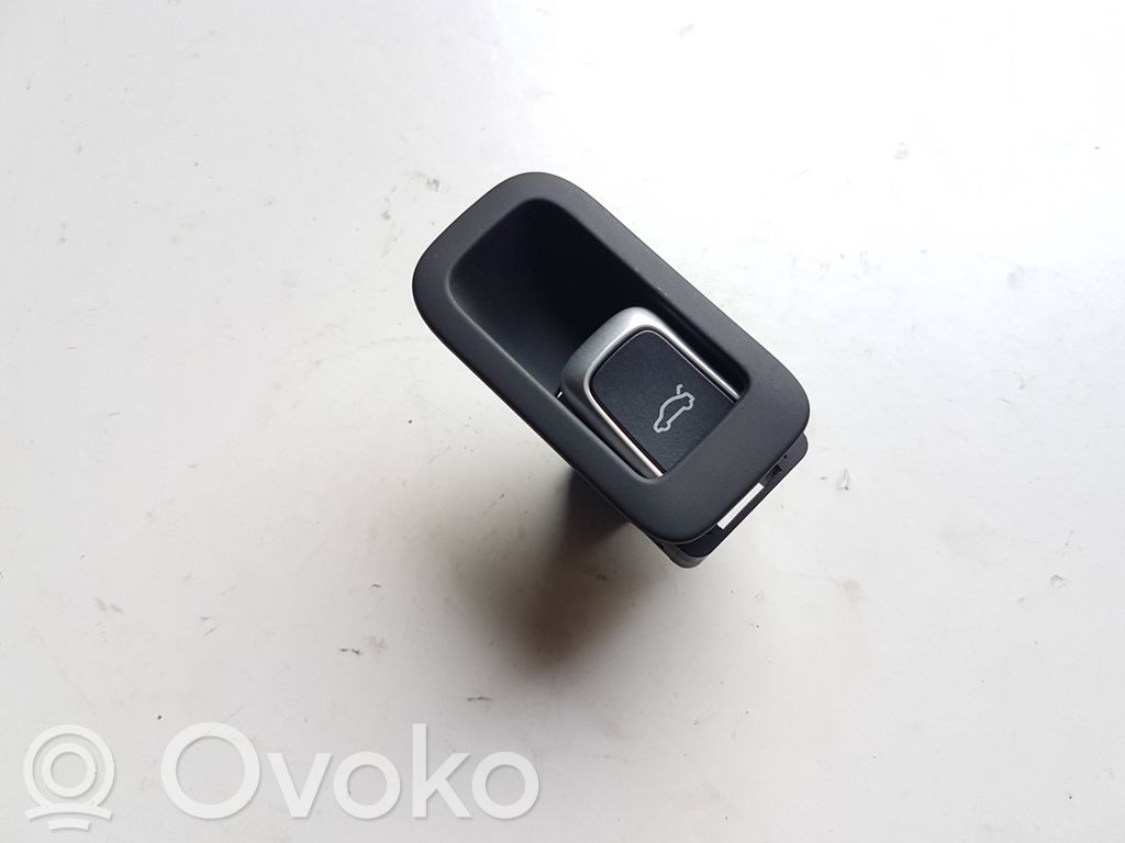 Audi Q5 SQ5 8R Tailgate/boot open switch button 