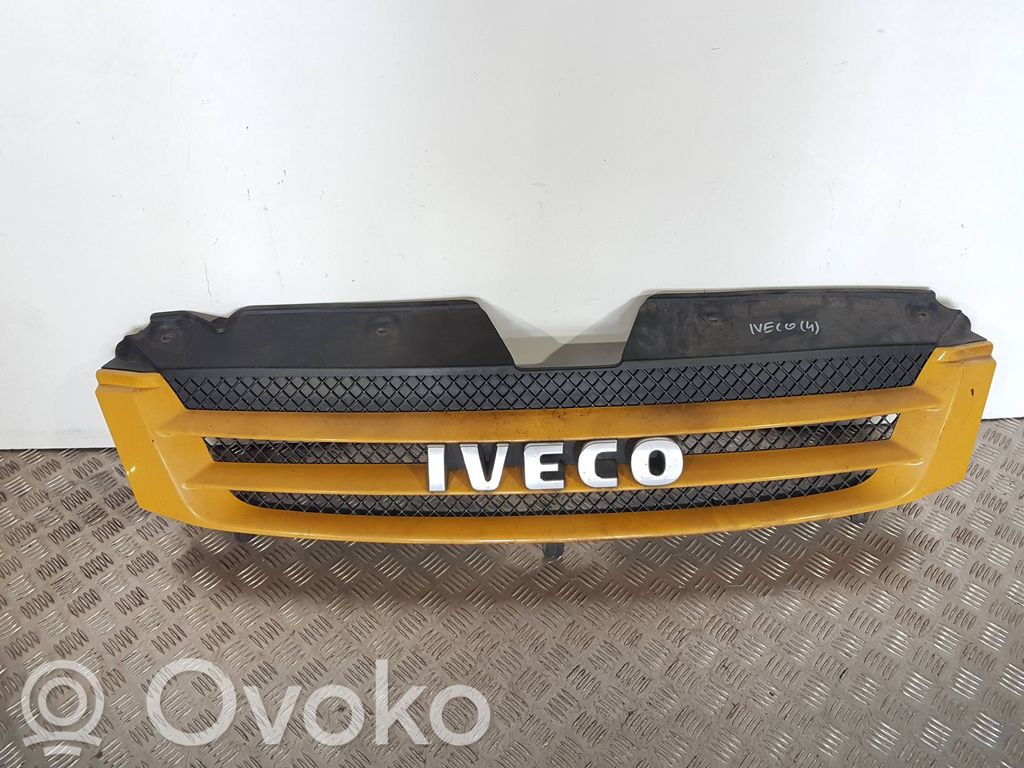 Iveco Daily 35 - 40.10 Etusäleikkö 