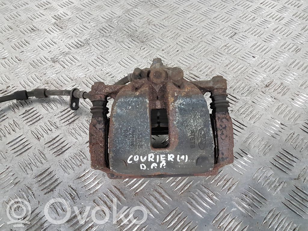 Ford Courier Передний суппорт 