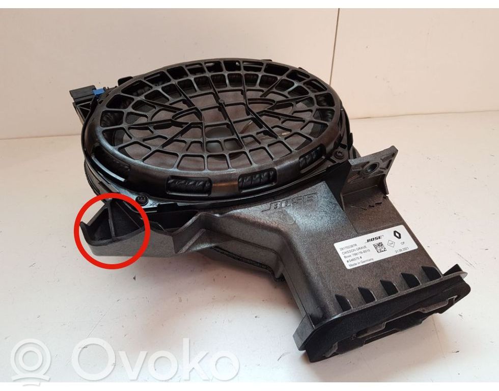 Renault Arkana Tavarahyllyn kaiutin 