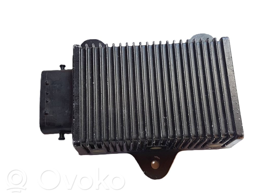 Engine control unit/module   MD340897,E8T11171