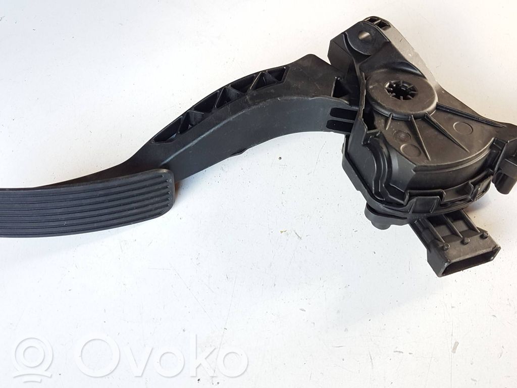 Opel Insignia A Accelerator throttle pedal 