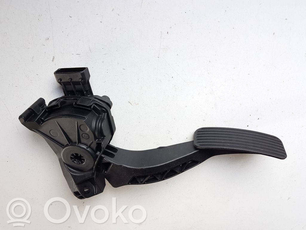 Opel Insignia A Accelerator throttle pedal 