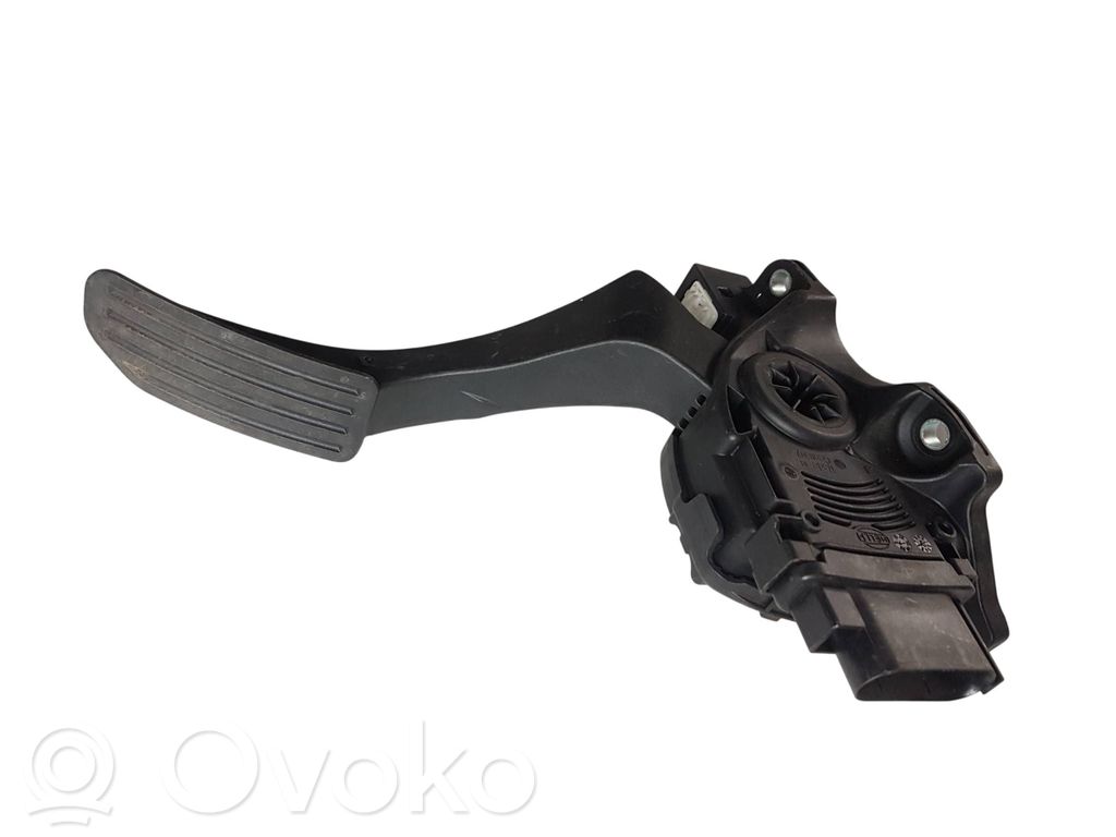 Volvo V70 Pedał gazu / przyspieszenia 