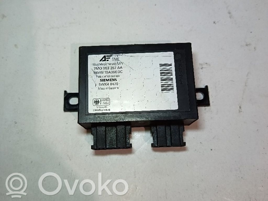 Užvedimo- blokavimo rėlė   5WK4,7MO953257AA,8470