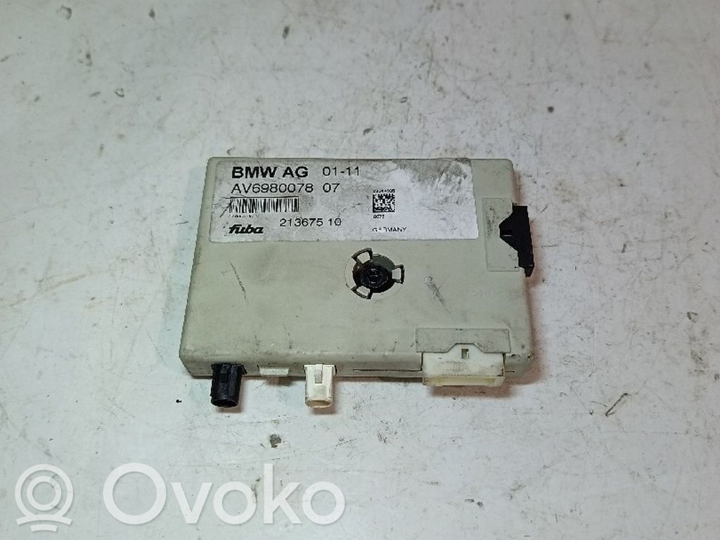 BMW 1 E82 E88 Antenos stiprintuvas 