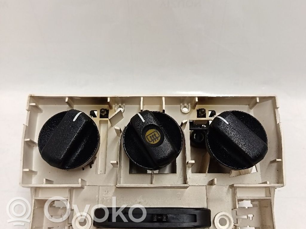 Climate control unit   90386823,1905871