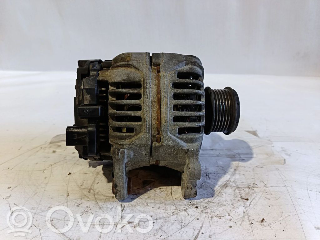 Ģenerators   038903023L,90A