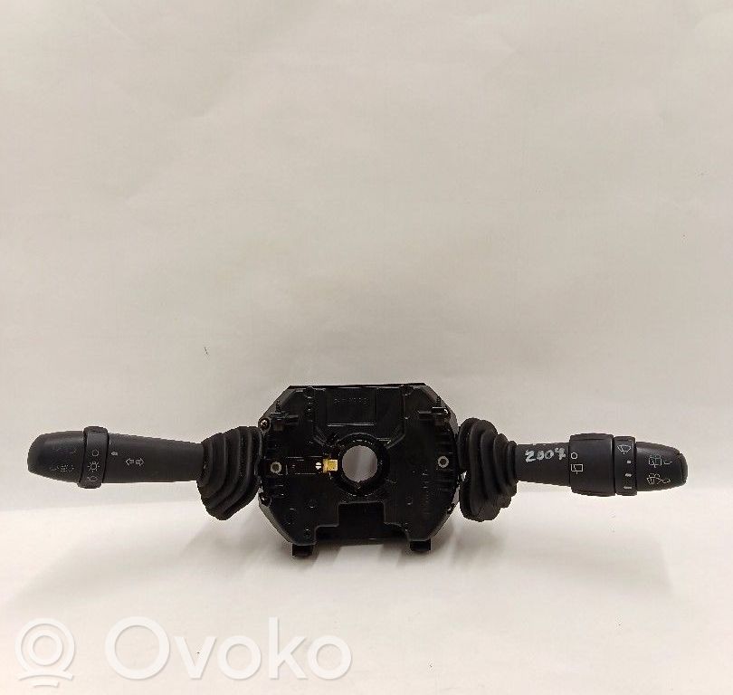 Wiper speed switch   1040056348