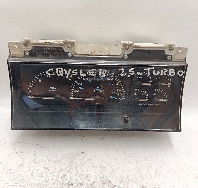 Speedometer (instrument cluster)   4437589,66796