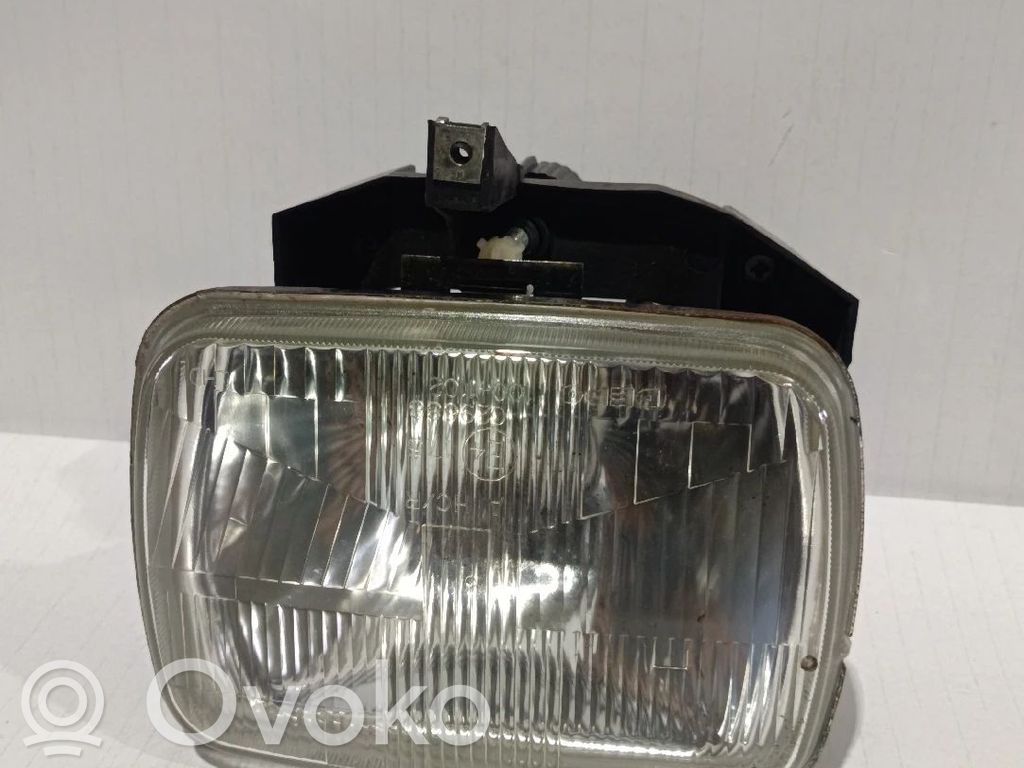 Renault Express Headlight/headlamp 