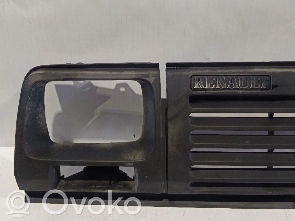 Renault Express Front grill 