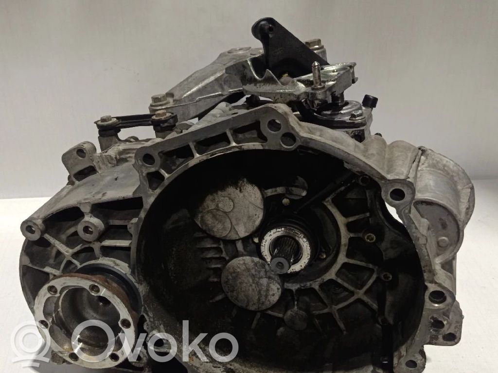 Audi A3 S3 8P Manualna 5-biegowa skrzynia biegów 