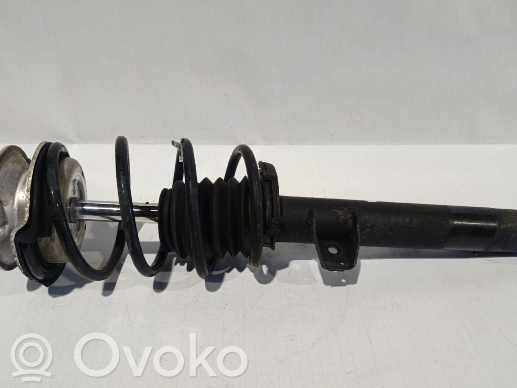 BMW 1 E81 E87 Etuiskunvaimennin 