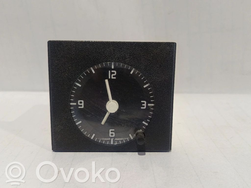 Часы   7700830614