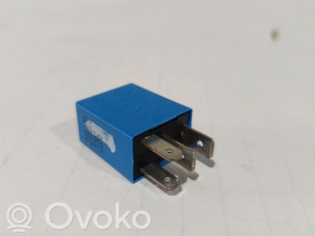 Multifunctional control switch/knob   8200766093,29200072