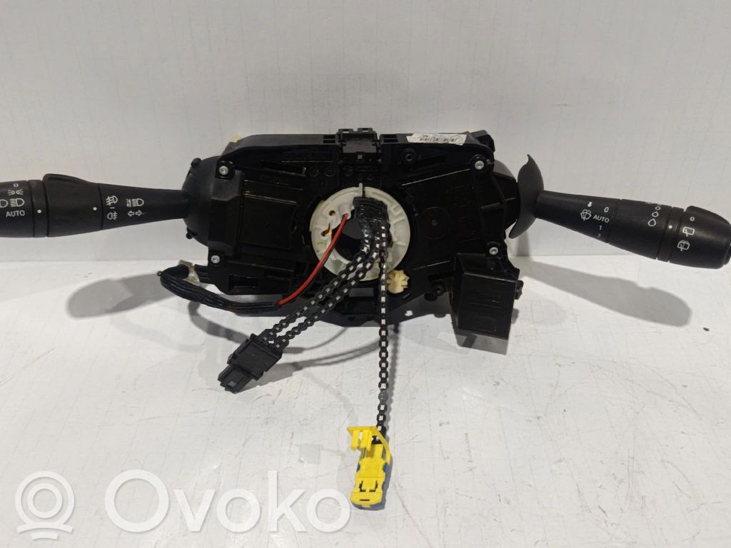 Renault Clio IV Autres commutateurs / boutons / leviers 