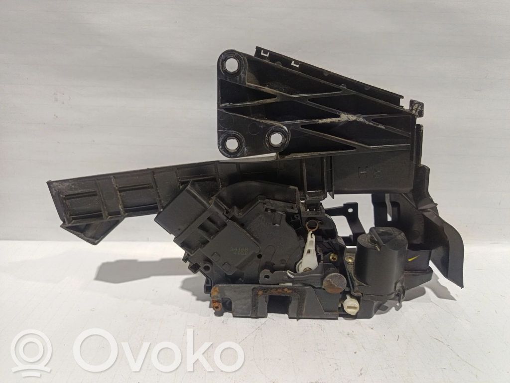 Cerradura de puerta trasera   4M5AA26412AC