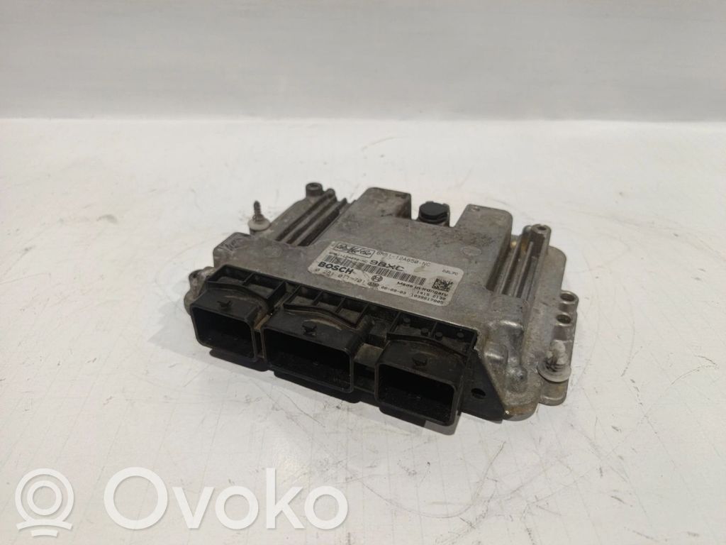 Motorsteuergerät/-modul   6M5112A650NC,0281011701,1039S17805