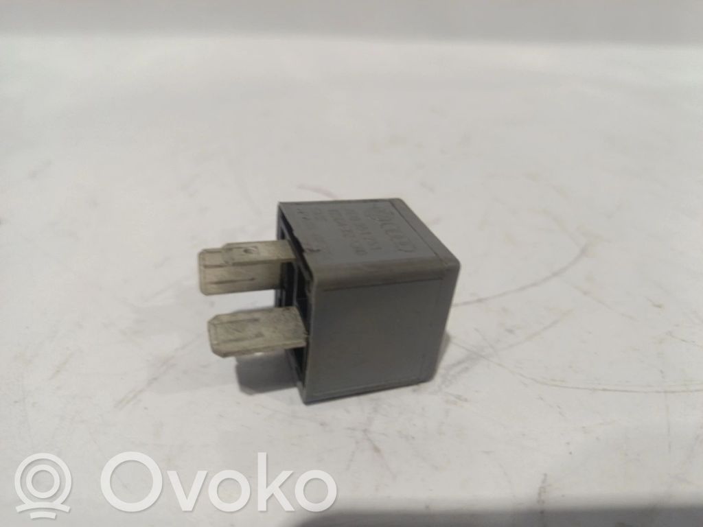 Multifunctional control switch/knob   8D0951253,V23134J52X300