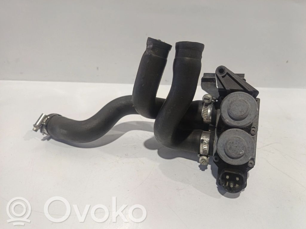 BMW 3 E36 Apsildes radiatora vārsts (-i) 