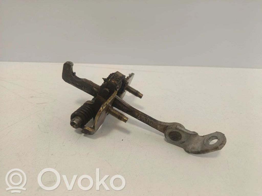 Front door check strap stopper   SEM,VISIVEL