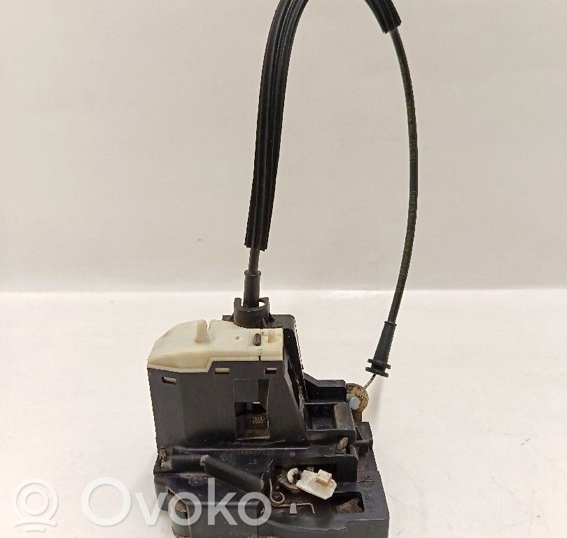 Etuoven lukko